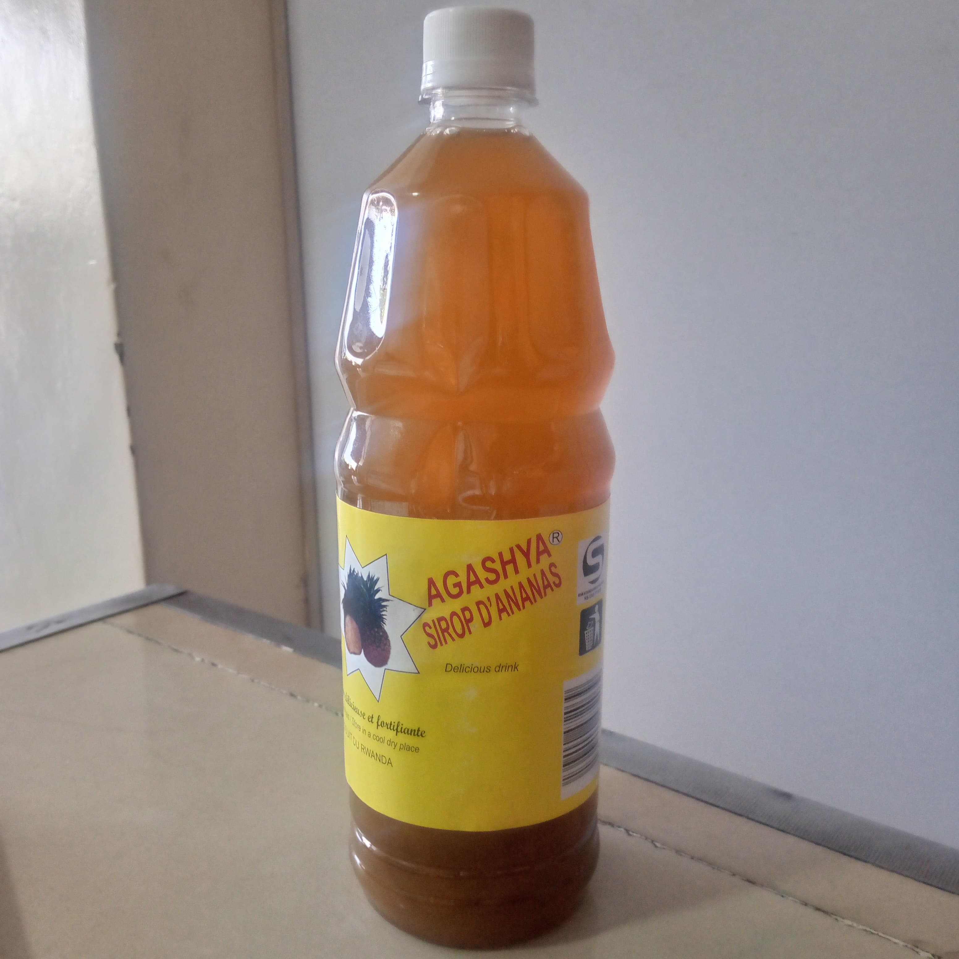Agashya pineapple squash 1L 
