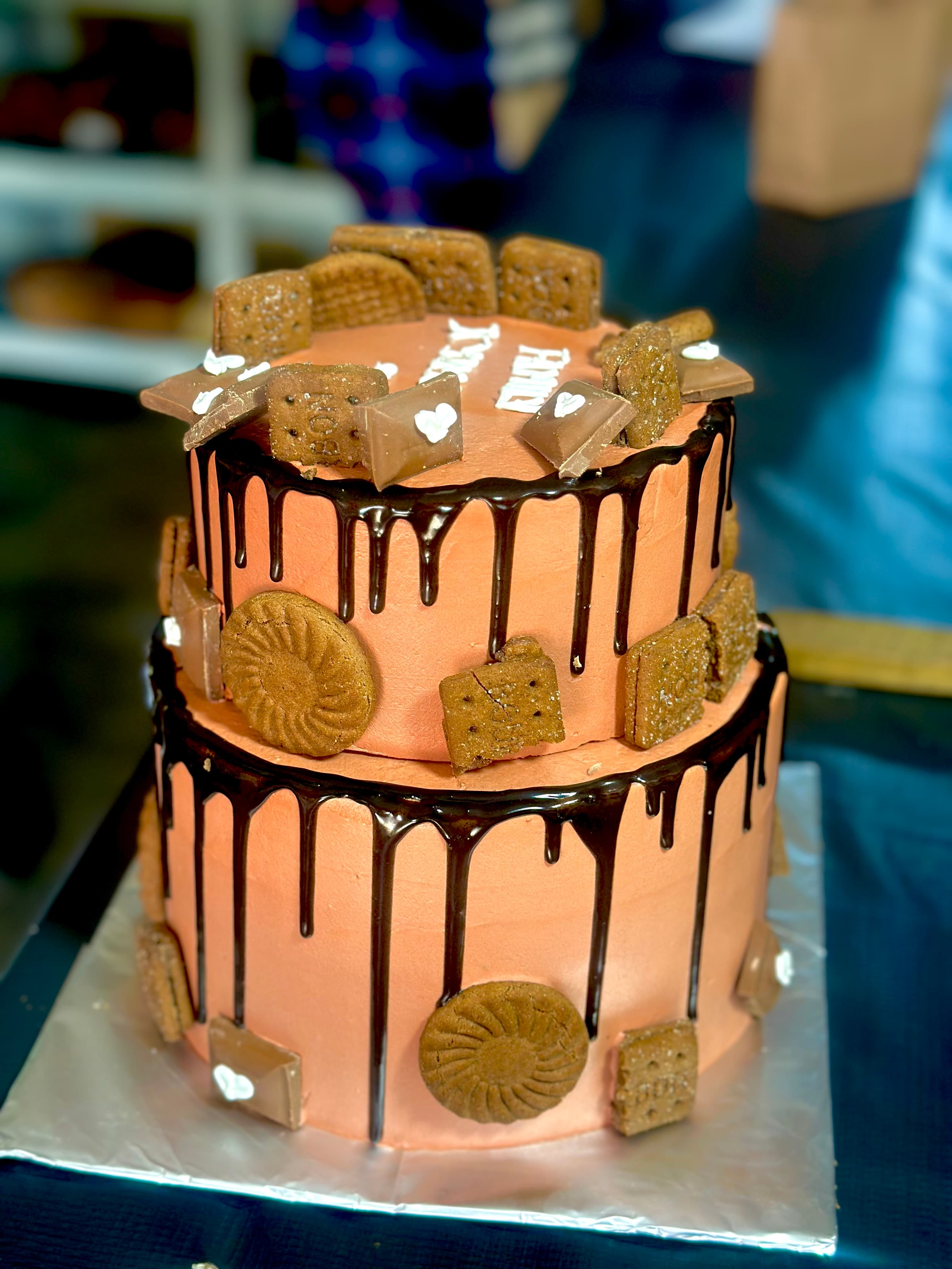 Two layers vanilla cake