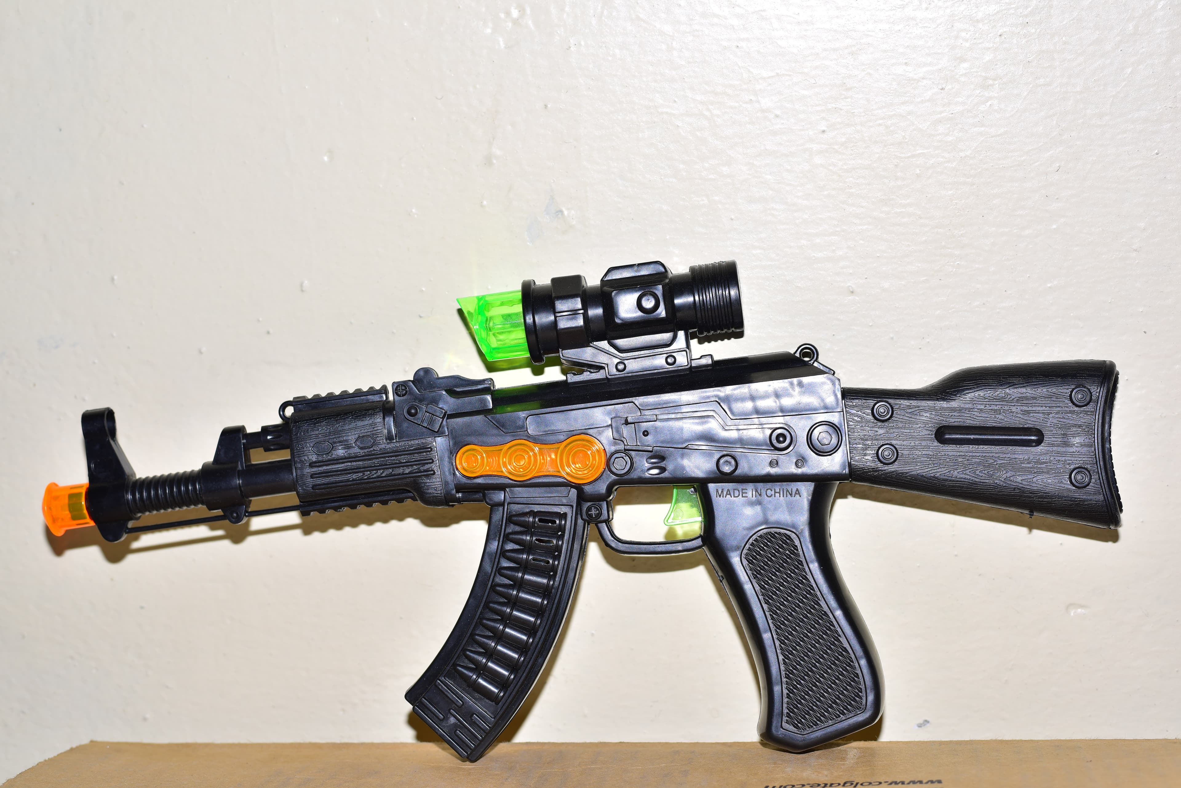 Toy gun